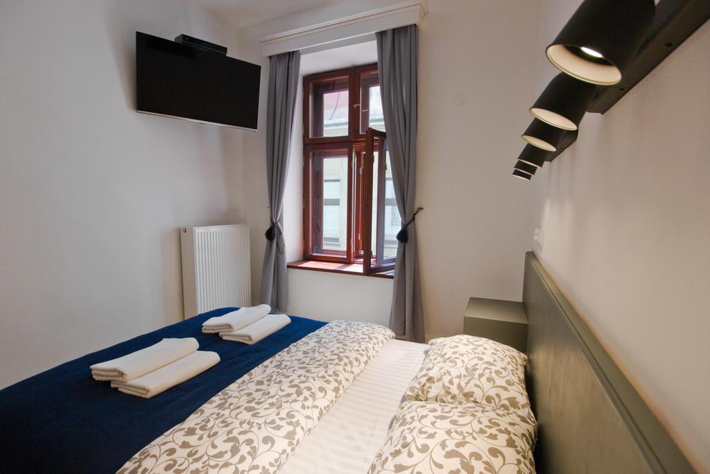 Pokoje Goscinne Sw. Anny Krakow Dış mekan fotoğraf